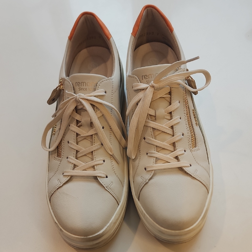 Remonte Women's Beige and Orange Sneakers